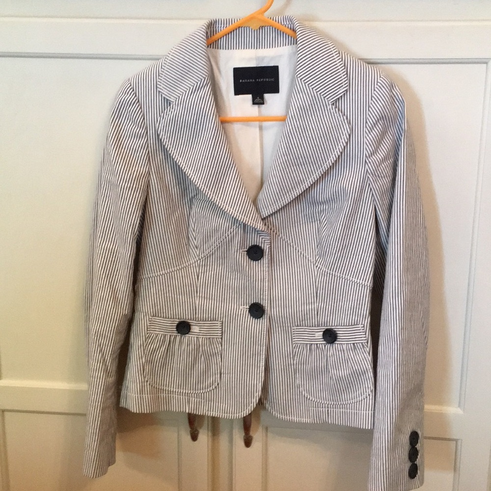 Banana Republic Pin-Striped Blazer in size 4